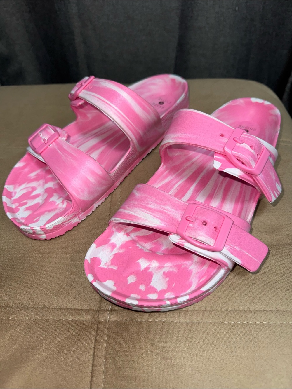 2 pairs of sandals, women’s size 11
